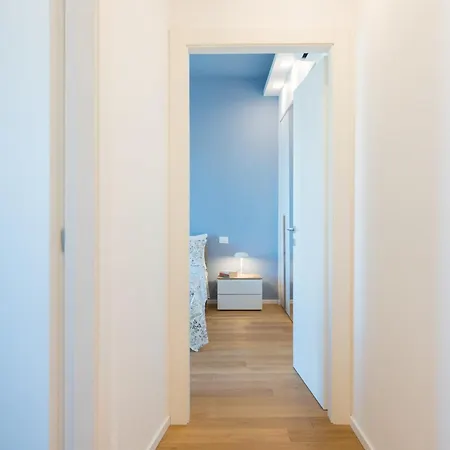 Siracusa Bright X4 With Balcony Syrakuzy
