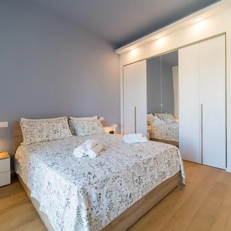 Siracusa Bright X4 With Balcony Apartament Syrakuzy